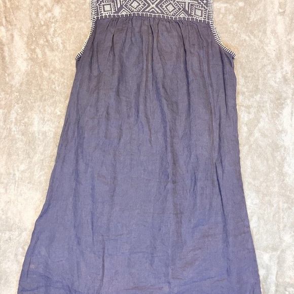 C&C California Dresses & Skirts - C&C California Blue Embroidered Linen Sleeveless Costal Cottage‎ Tunic Dress